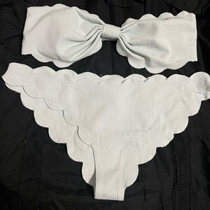 Marysia 2 piece bathing suit.